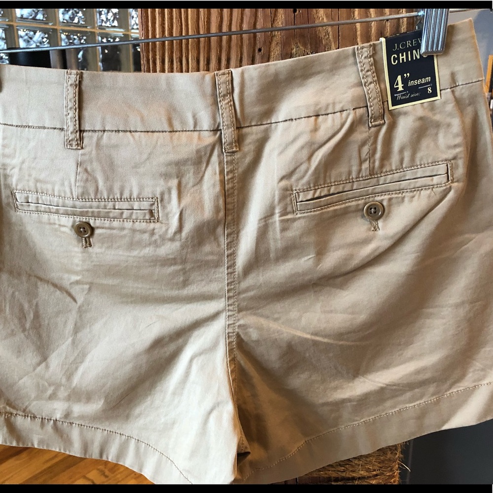 Sz 8 NWT J Crew 4” stretch chino khaki color short